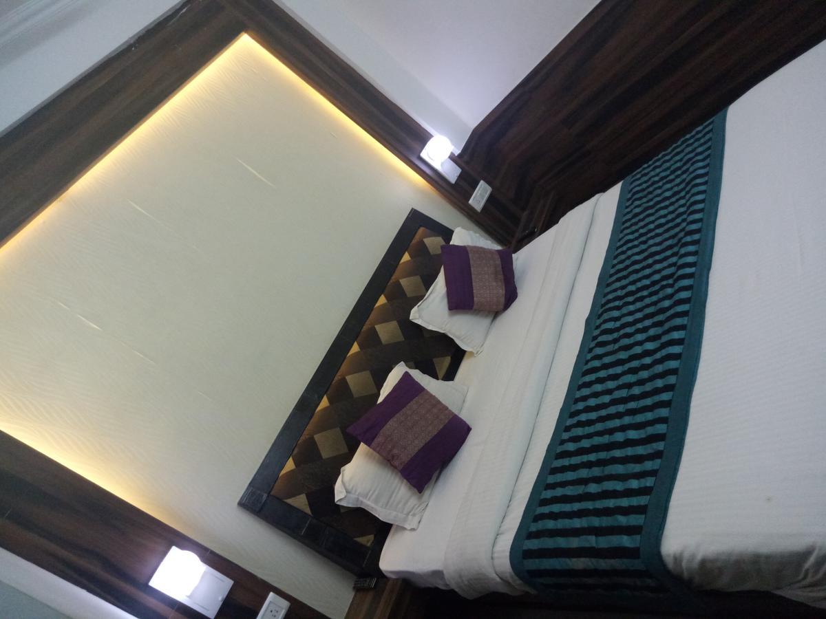 Hotel Perfect Palace New Delhi Ngoại thất bức ảnh