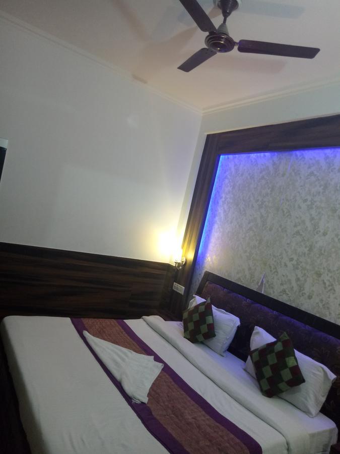 Hotel Perfect Palace New Delhi Ngoại thất bức ảnh