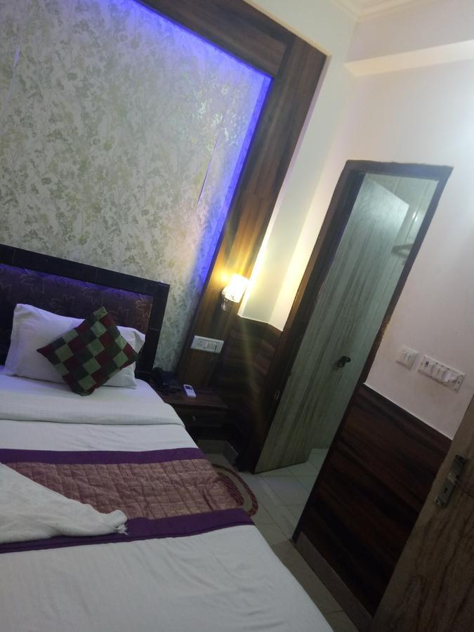 Hotel Perfect Palace New Delhi Ngoại thất bức ảnh